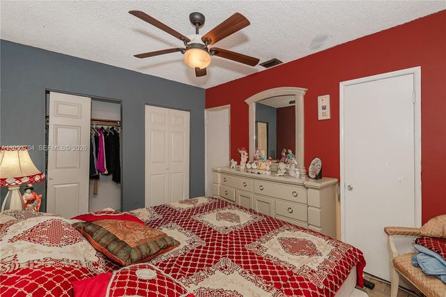 225 E 43rd St, Hialeah, FL 33013