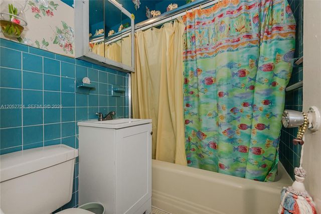 225 E 43rd St, Hialeah, FL 33013