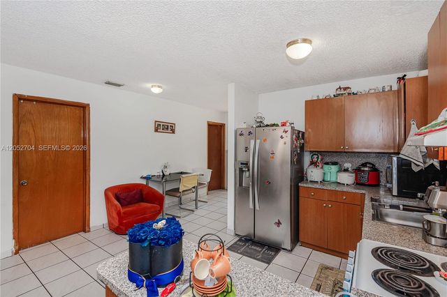 225 E 43rd St, Hialeah, FL 33013