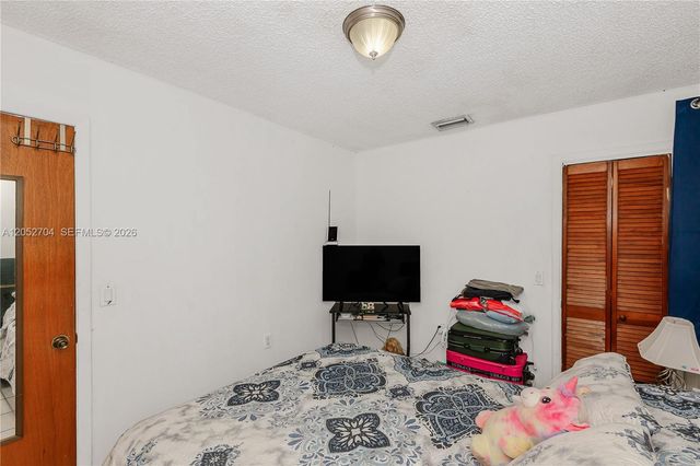 225 E 43rd St, Hialeah, FL 33013