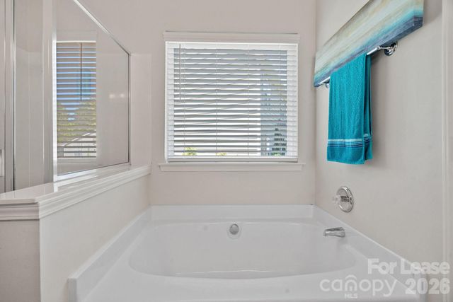 1626 Hammond Drive, Matthews, NC 28104