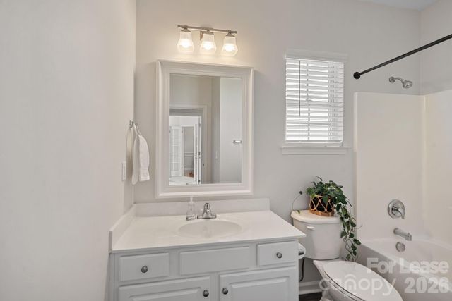 1626 Hammond Drive, Matthews, NC 28104