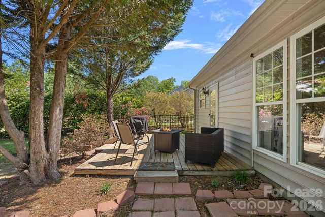 1626 Hammond Drive, Matthews, NC 28104