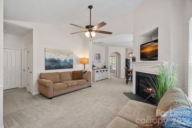 1626 Hammond Drive, Matthews, NC 28104