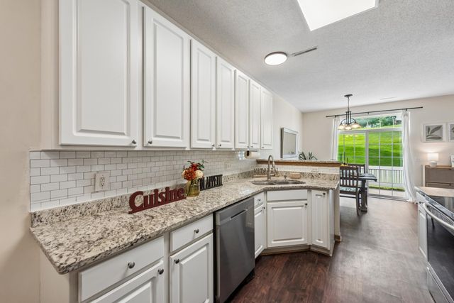 868 Princeton Avenue, Shakopee, MN 55379