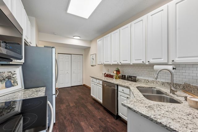 868 Princeton Avenue, Shakopee, MN 55379