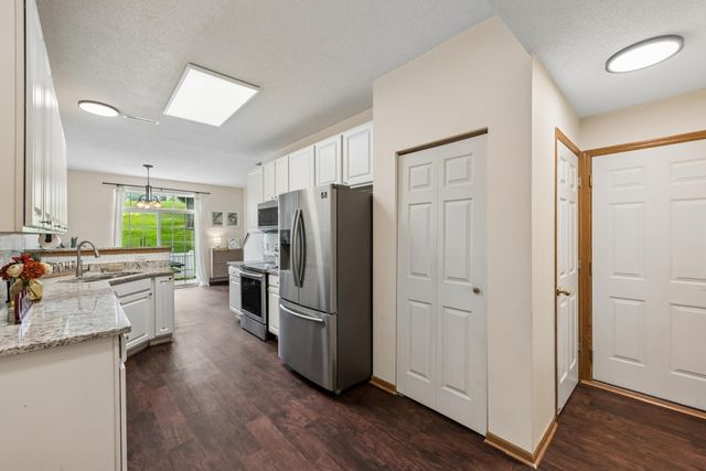 868 Princeton Avenue, Shakopee, MN 55379