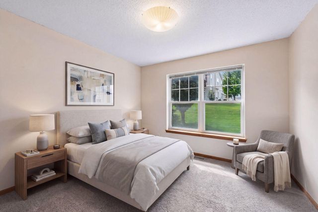 868 Princeton Avenue, Shakopee, MN 55379