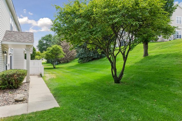 868 Princeton Avenue, Shakopee, MN 55379