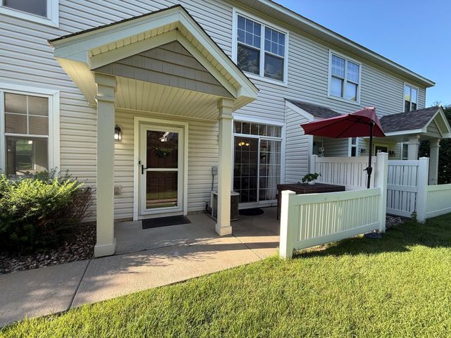 868 Princeton Avenue, Shakopee, MN 55379