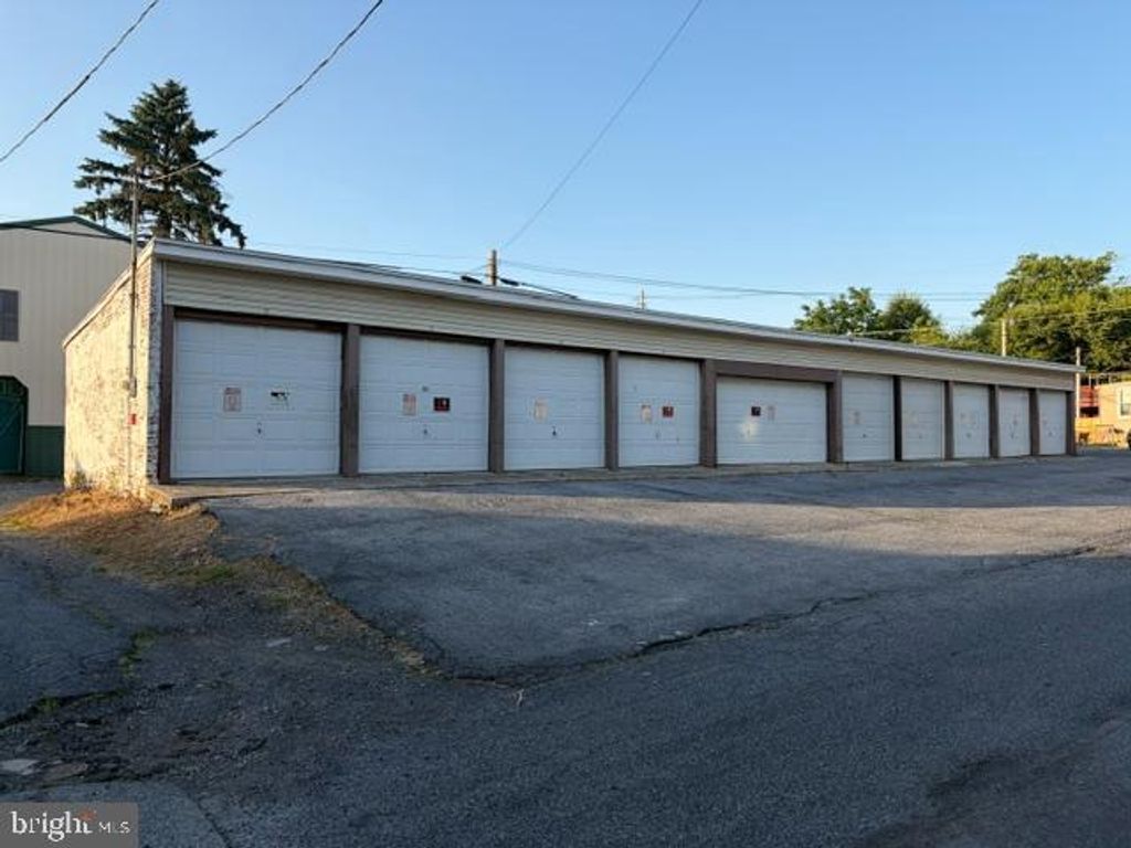 631 UNION ST, Lebanon, PA 17042