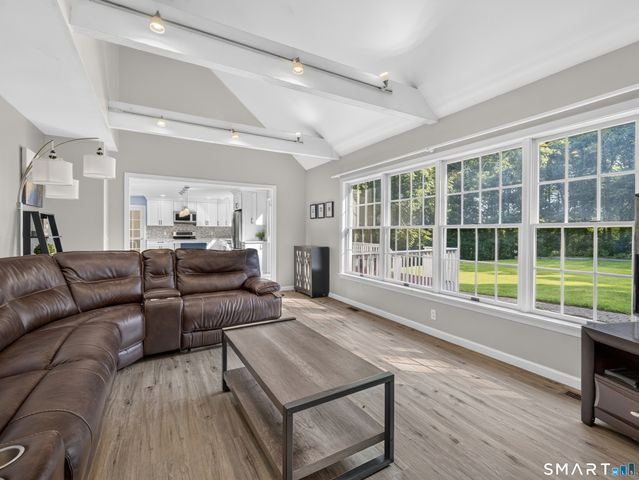 39 Cardinal Road, East Lyme, CT 06333