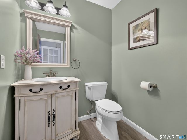 39 Cardinal Road, East Lyme, CT 06333