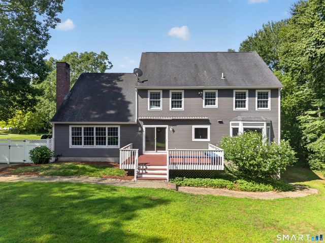 39 Cardinal Road, East Lyme, CT 06333