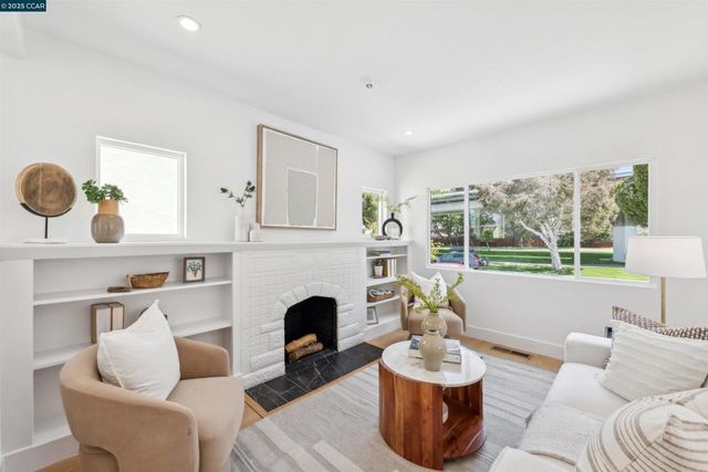 1054 Masonic Ave., Albany, CA 94706