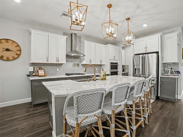 5215 WISHING ARCH DRIVE, Apollo Beach, FL 33572