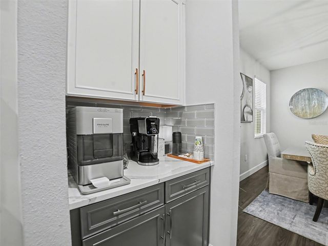 5215 WISHING ARCH DRIVE, Apollo Beach, FL 33572