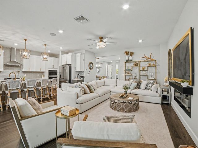 5215 WISHING ARCH DRIVE, Apollo Beach, FL 33572