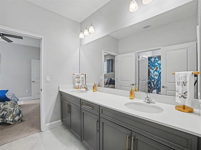 5215 WISHING ARCH DRIVE, Apollo Beach, FL 33572