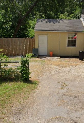 328 Rowland Street, Wilmer, TX 75172