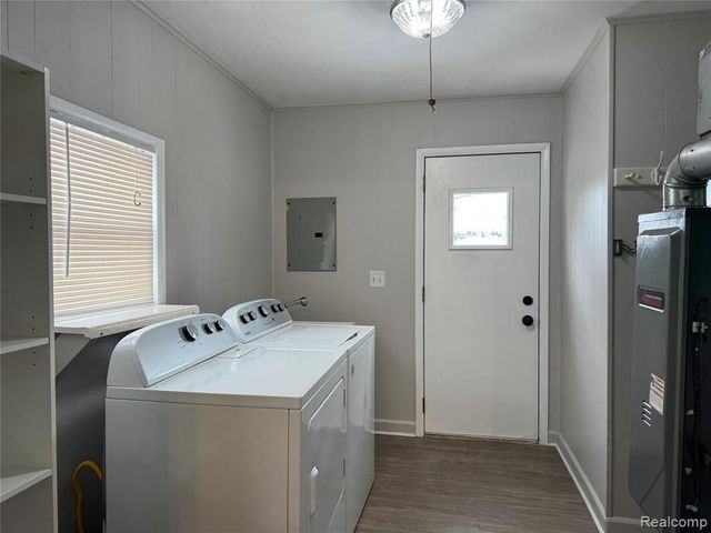 17204 Park Lane, Fraser, MI 48026