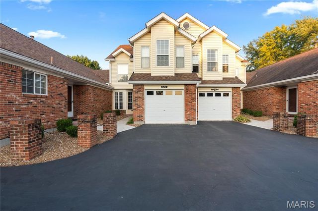 1030 Gifford Court, Florissant, MO 63031
