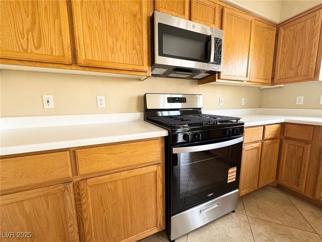 1066 Eagle Owl Avenue, Henderson, NV 89015