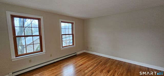 87 Main Street, Deep River, CT 06417
