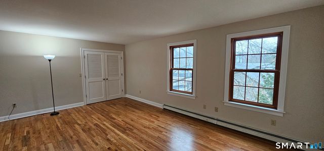 87 Main Street, Deep River, CT 06417