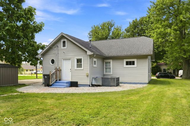 5979 S Randolph Street, Indianapolis, IN 46227