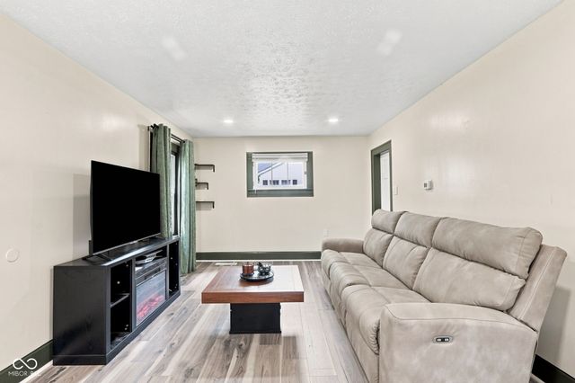 5979 S Randolph Street, Indianapolis, IN 46227