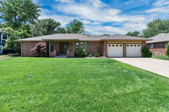 1557 N Caddy Ln, Wichita, KS 67212