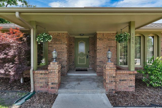 1557 N Caddy Ln, Wichita, KS 67212