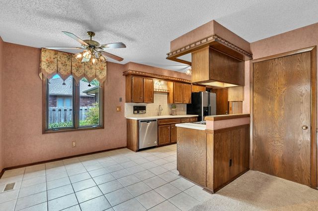 1557 N Caddy Ln, Wichita, KS 67212