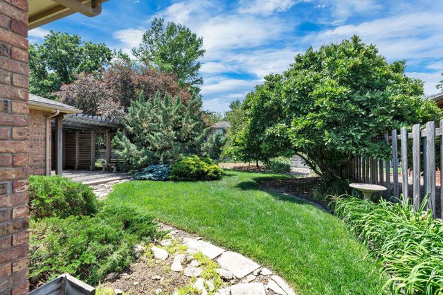 1557 N Caddy Ln, Wichita, KS 67212