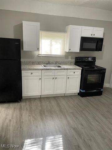 1717-1719 Clark Avenue, Cleveland, OH 44109