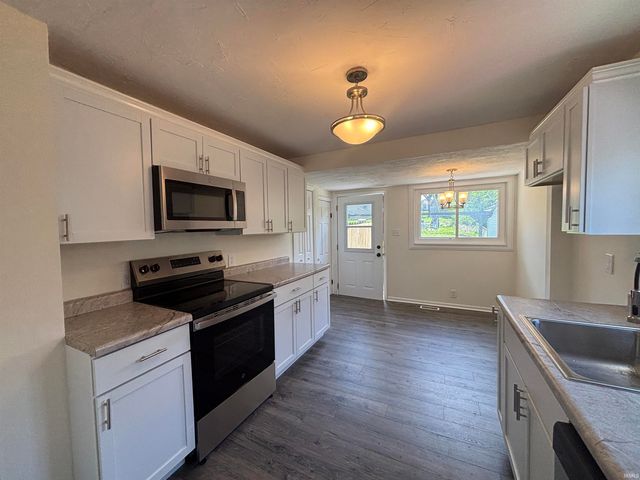 607 Lillian Avenue, Fort Wayne, IN 46808