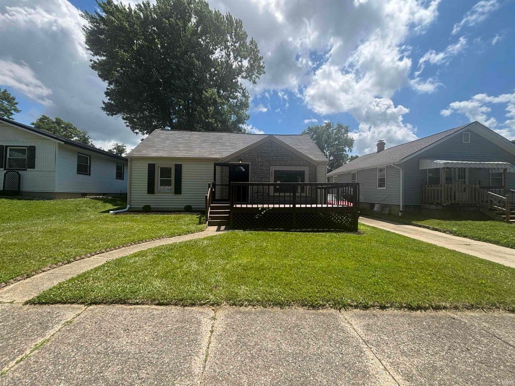 607 Lillian Avenue, Fort Wayne, IN 46808