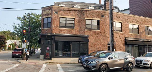 10 Front 305, Weymouth, MA 02188