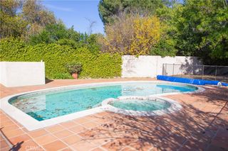 5200 Valley Circle Boulevard, Woodland Hills, CA 91367