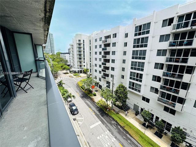 201 SW 17th Road 603, Miami, FL 33129