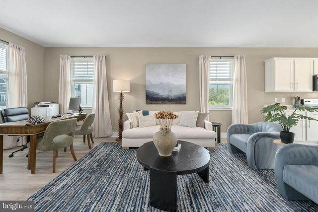 460 SOPHIE ST, Strasburg, VA 22657