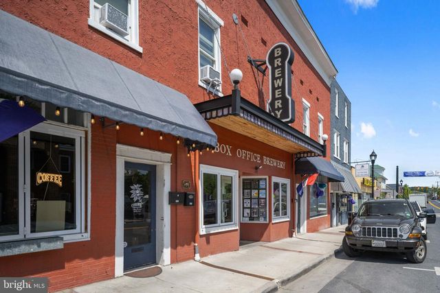 460 SOPHIE ST, Strasburg, VA 22657
