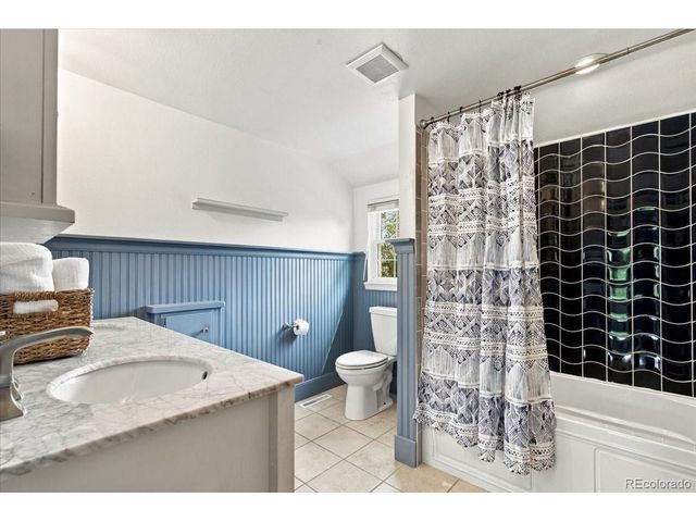 8806 W Prentice Ave, Littleton, CO 80123