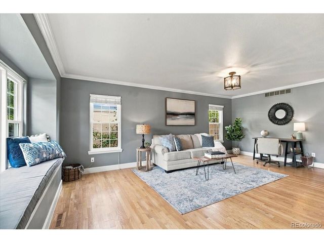 8806 W Prentice Ave, Littleton, CO 80123