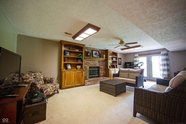 6505 State Road 144, Greenwood, IN 46143