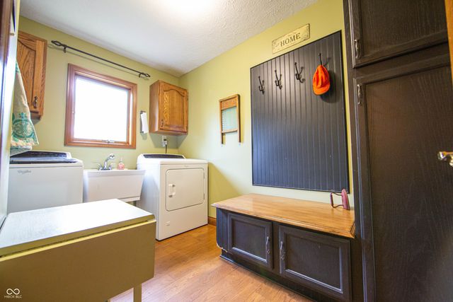 6505 State Road 144, Greenwood, IN 46143