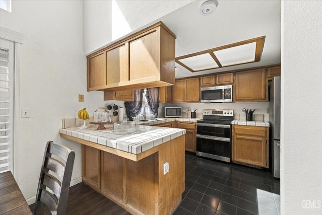 8205 Birch Street, Bakersfield, CA 93311