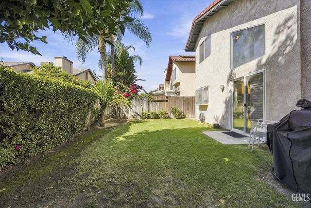 8205 Birch Street, Bakersfield, CA 93311