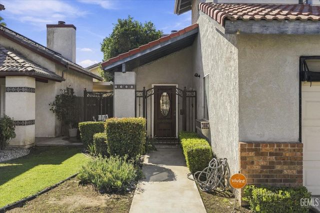 8205 Birch Street, Bakersfield, CA 93311